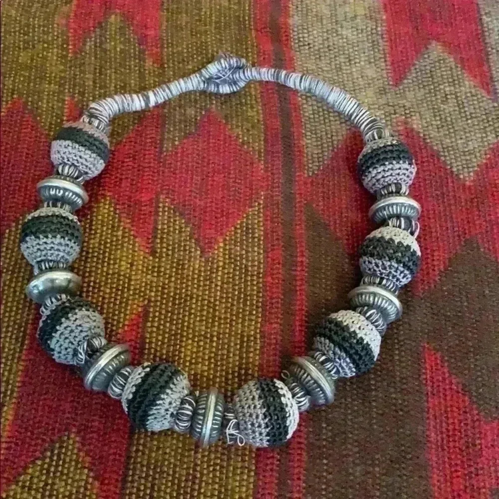 Women’s necklace